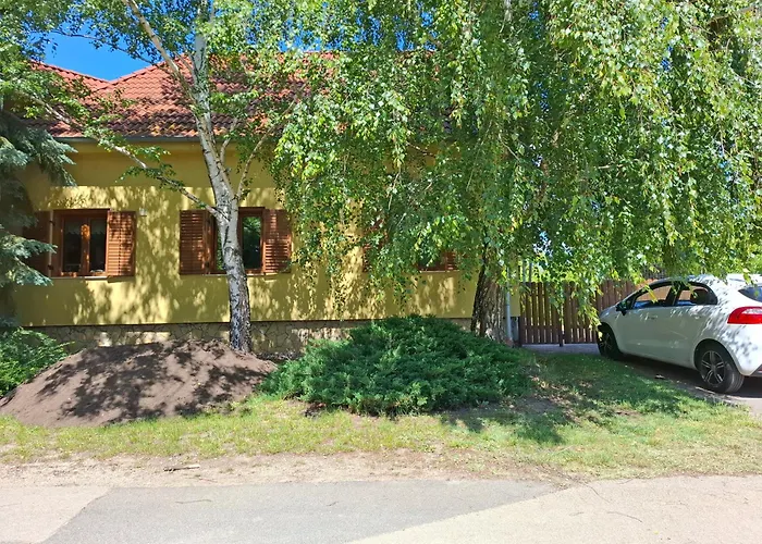 Kemences Udvarhaz Apartamento